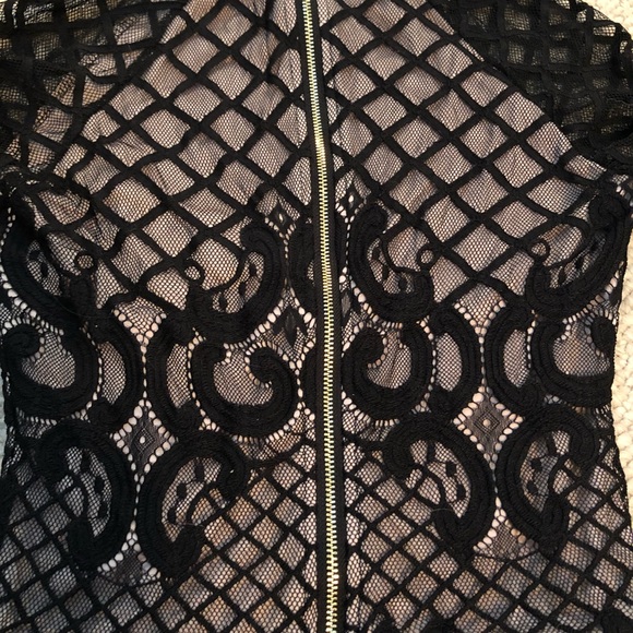 Crochet lace bodysuit - Picture 5 of 5